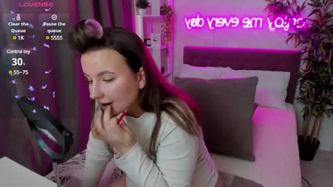 Kate online show from 02.19.25