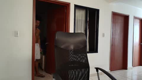 Kauri Lop online show from 12.25.24