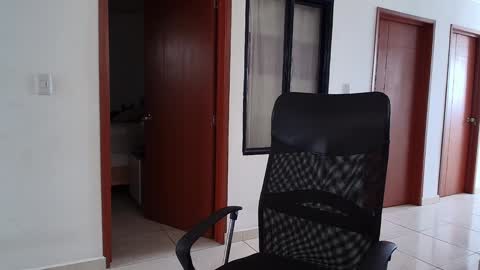 Kauri Lop online show from 12.30.24