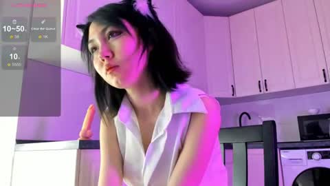 Snapshot of kawai_mai chatting on 06.13.26 mai online show from 06.13.26