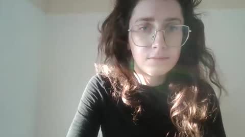 kawaii snowflake online show from 12.22.25
