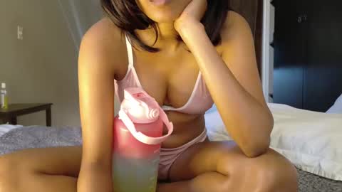 Snapshot of kawaiibabypie chatting on 02.03.25 kawaiibabypie online show from 02.03.25