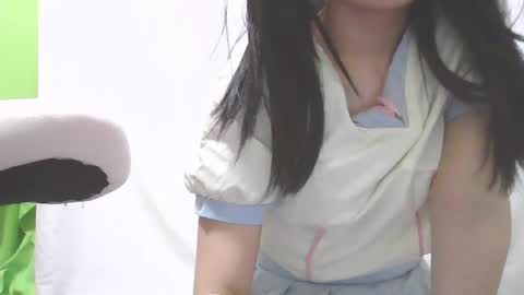 Snapshot of kawaiikuma2839 chatting on 06.17.26 kuma online show from 06.17.26