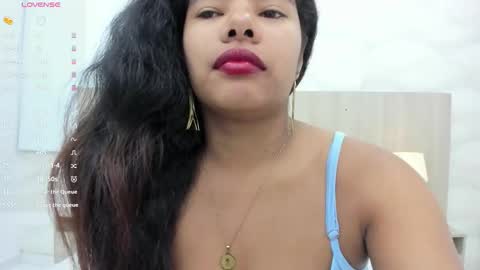 Snapshot of kaya_taraji chatting on 02.08.26 online show from 02.08.26