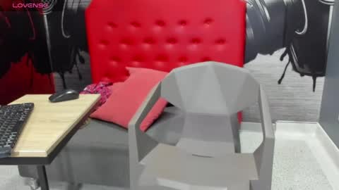 Kaya Tatte online show from 03.31.26