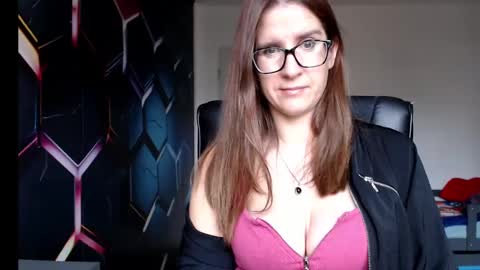 Snapshot of kayalips chatting on 12.04.24 KayaLips online show from 12.04.24