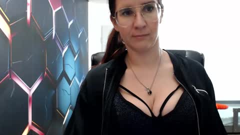 Snapshot of kayalips chatting on 01.19.25 KayaLips online show from 01.19.25