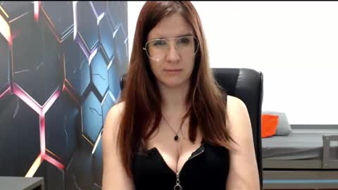 Snapshot of kayalips chatting on 02.23.25 KayaLips online show from 02.23.25