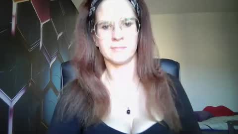 Snapshot of kayalips chatting on 09.21.25 KayaLips online show from 09.21.25