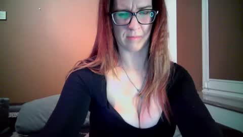 Snapshot of kayalips chatting on 10.24.25 KayaLips online show from 10.24.25