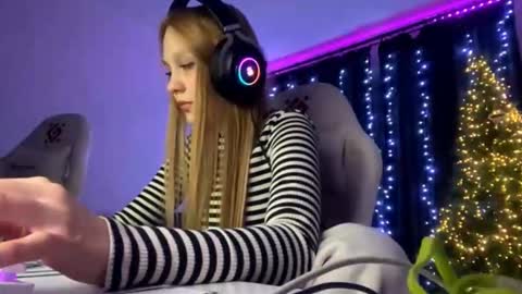 Amia online show from 01.14.26