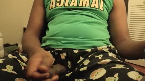 Snapshot of kayishard chatting on 12.30.24 KayisHard online show from 12.30.24