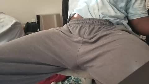 Snapshot of kayishard chatting on 01.28.25 KayisHard online show from 01.28.25