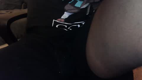 Snapshot of kayishard chatting on 12.17.25 KayisHard online show from 12.17.25