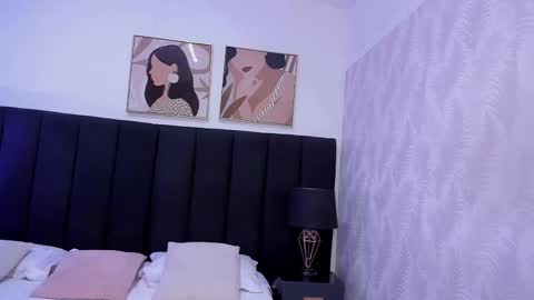 Snapshot of kayla_adams chatting on 10.09.25 Kayla online show from 10.09.25