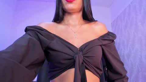 Snapshot of kayla_adams chatting on 11.20.25 Kayla online show from 11.20.25