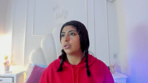 kaylachannell online show from 11.17.25