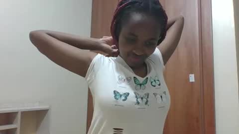 Snapshot of kaylar005 chatting on 03.02.26 kaylar online show from 03.02.26