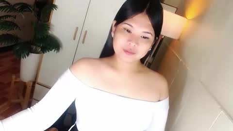 Y O U R        F U T U R E       K A Y L E E  online show from 01.10.26