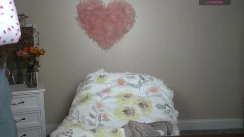 EliandKylie online show from 09.21.25