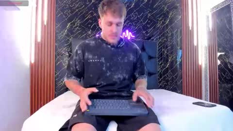 Keane online show from 09.11.25