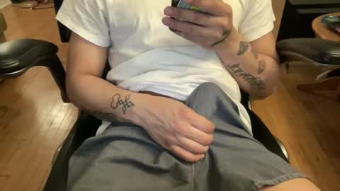 Keesey23 online show from 04.17.26