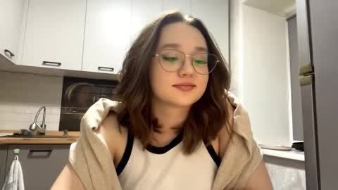 Snapshot of keeshatenn chatting on 02.18.26 Velma online show from 02.18.26