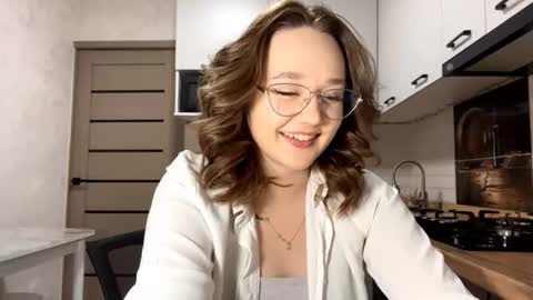 Snapshot of keeshatenn chatting on 02.25.26 Velma online show from 02.25.26