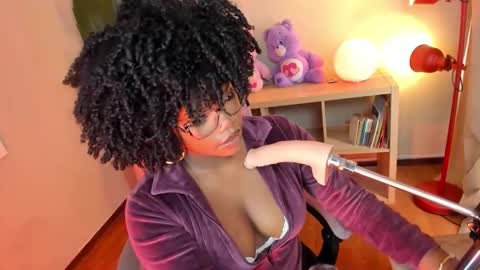 Snapshot of kehlannis_ chatting on 02.25.26 Kehlannis online show from 02.25.26