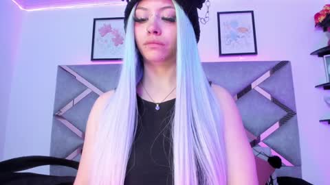 Keidy Monday to Saturday from 200 pm to 810pm  UTC-5 Colombia Time online show from 01.09.25