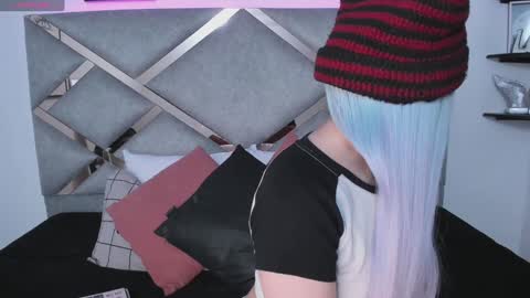 Keidy Monday to Saturday from 200 pm to 810pm  UTC-5 Colombia Time online show from 02.08.25