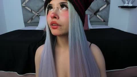 Keidy Monday to Saturday from 200 pm to 810pm  UTC-5 Colombia Time online show from 02.27.25