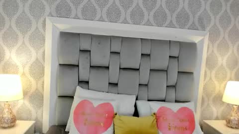 Keiira Fox online show from 01.12.26