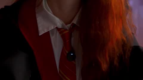 keira_knight online show from 11.14.25