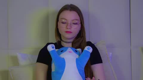 Snapshot of keiraace chatting on 03.07.25 Keira online show from 03.07.25