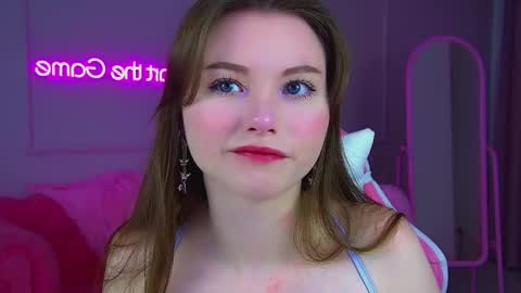 Snapshot of keiraace chatting on 11.11.25 Keira online show from 11.11.25