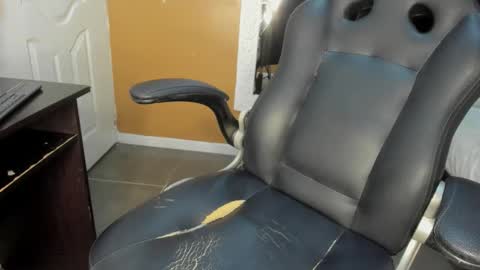 Snapshot of keisy_sanchez chatting on 11.27.25 keisy_sanchez online show from 11.27.25