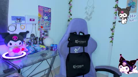 Snapshot of keita_moon chatting on 01.15.25 Keita moon online show from 01.15.25