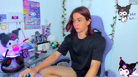 Snapshot of keita_moon chatting on 01.29.25 Keita moon online show from 01.29.25