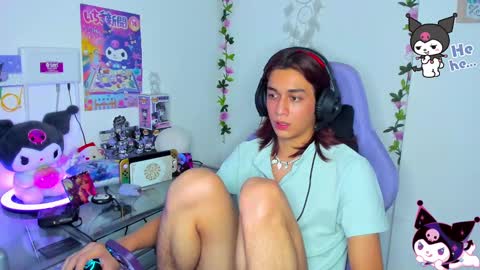 Snapshot of keita_moon chatting on 02.03.25 Keita moon online show from 02.03.25