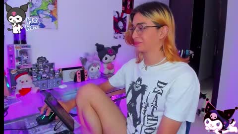 Snapshot of keita_moon chatting on 11.10.25 Keita moon online show from 11.10.25