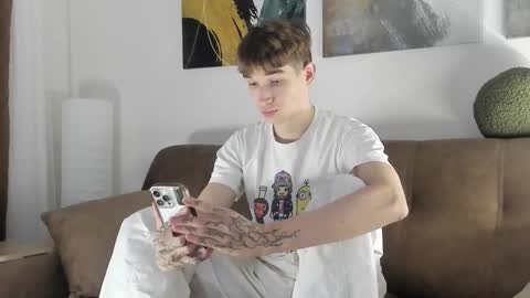 Mark online show from 09.22.25