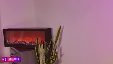 Snapshot of keix_moon chatting on 02.20.26 Keix online show from 02.20.26