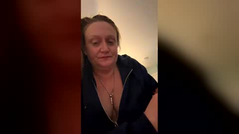 kellilyn10 online show from 03.22.26