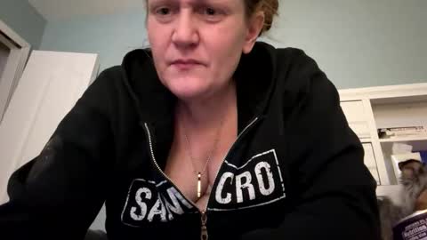 kellilyn10 online show from 04.13.26
