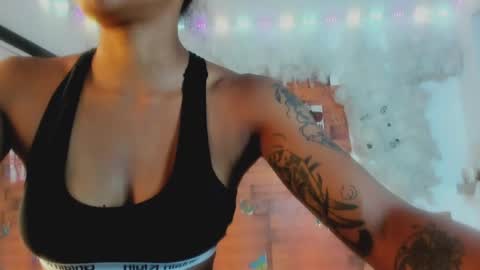 kelly__thomson online show from 02.09.25