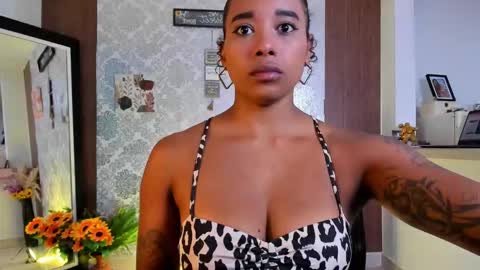 kelly__thomson online show from 10.01.25