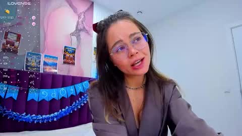 Kelly online show from 10.04.25