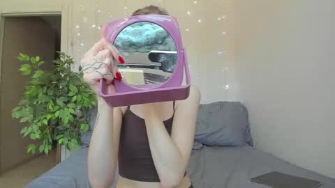 Snapshot of kelly_gerzikaaa chatting on 02.16.26 kelly_gerzikaaa online show from 02.16.26