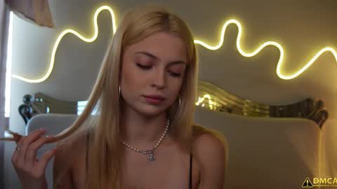 Kelly online show from 09.24.25